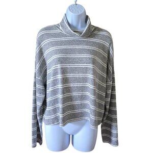 Caution to the Wind Knit Cropped Pullover Turtle Neck Sweater Women's M